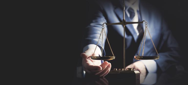 an appellate lawyer and the scales of justice.